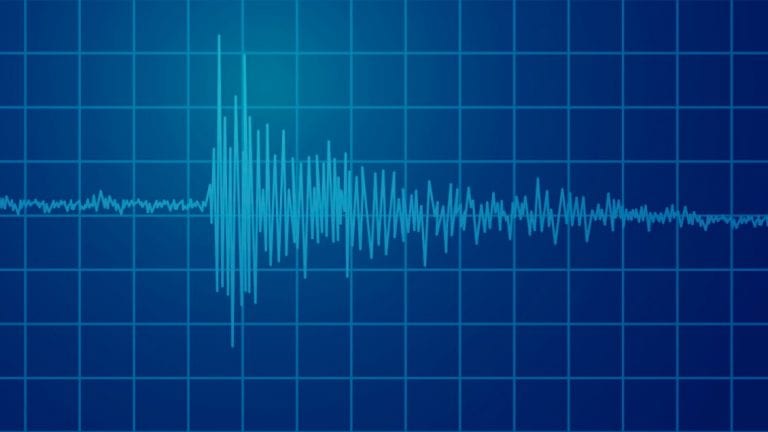 En poco más de una hora 16 sismos en zona del Huasco: dos de 5,8 y 5,9 de magnitud