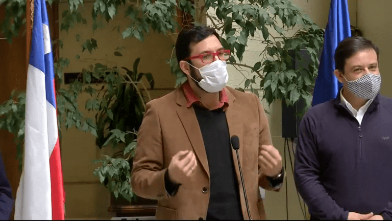 Diputados de oposición anunciaron interpelación en contra del ministro Paris por el manejo de la pandemia