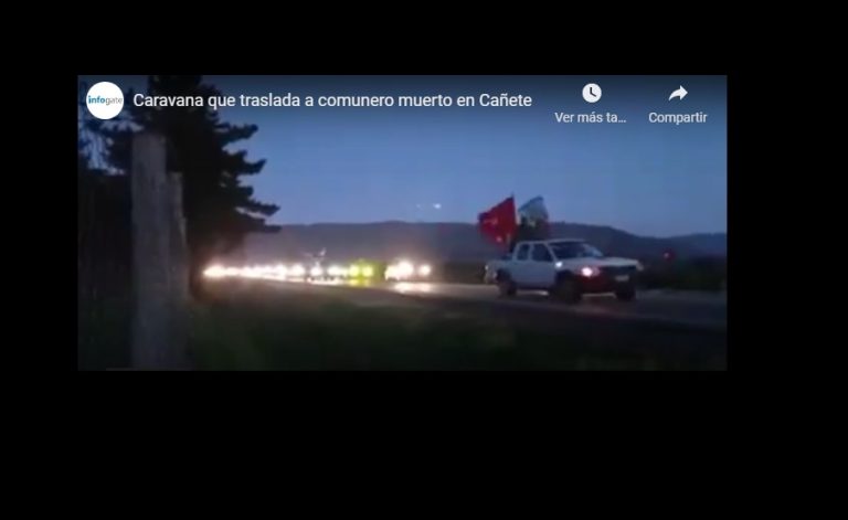 Caravana que transportó a comunero muerto en Huentelolén, Cañete, fue acompañada de disparos y la bandera de guerra mapuche