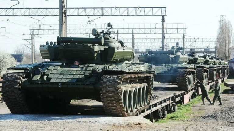 Ucrania pide a la OTAN preparar sanciones contra Rusia por “posible invasión”