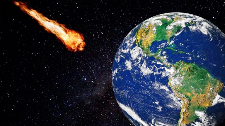 Enorme asteroide se acerca a la Tierra y esto es lo que sabemos