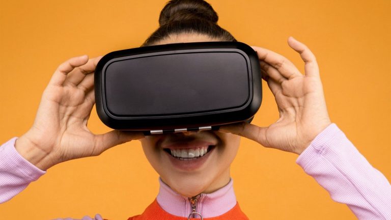 Kaspersky ofrece cinco advertencias para que lo que acontezca en el universo virtual no salte al mundo real