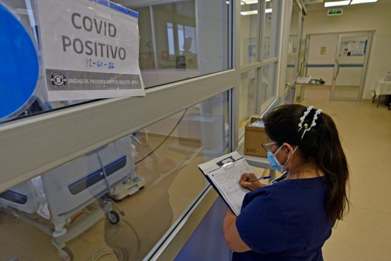 Chile informa de 19.353 nuevos contagios y 122 fallecidos