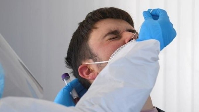 Minsal reporta 6.098 nuevos contagios, la cifra más alta en siete semanas